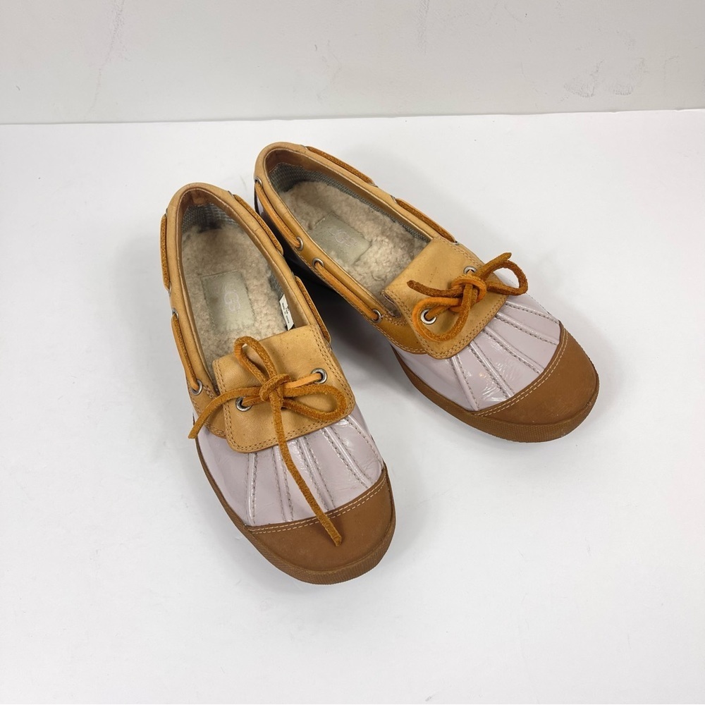 UGG Australia Women's Ashdale Boat Shoes Top size 7 - Picture 2 of 9